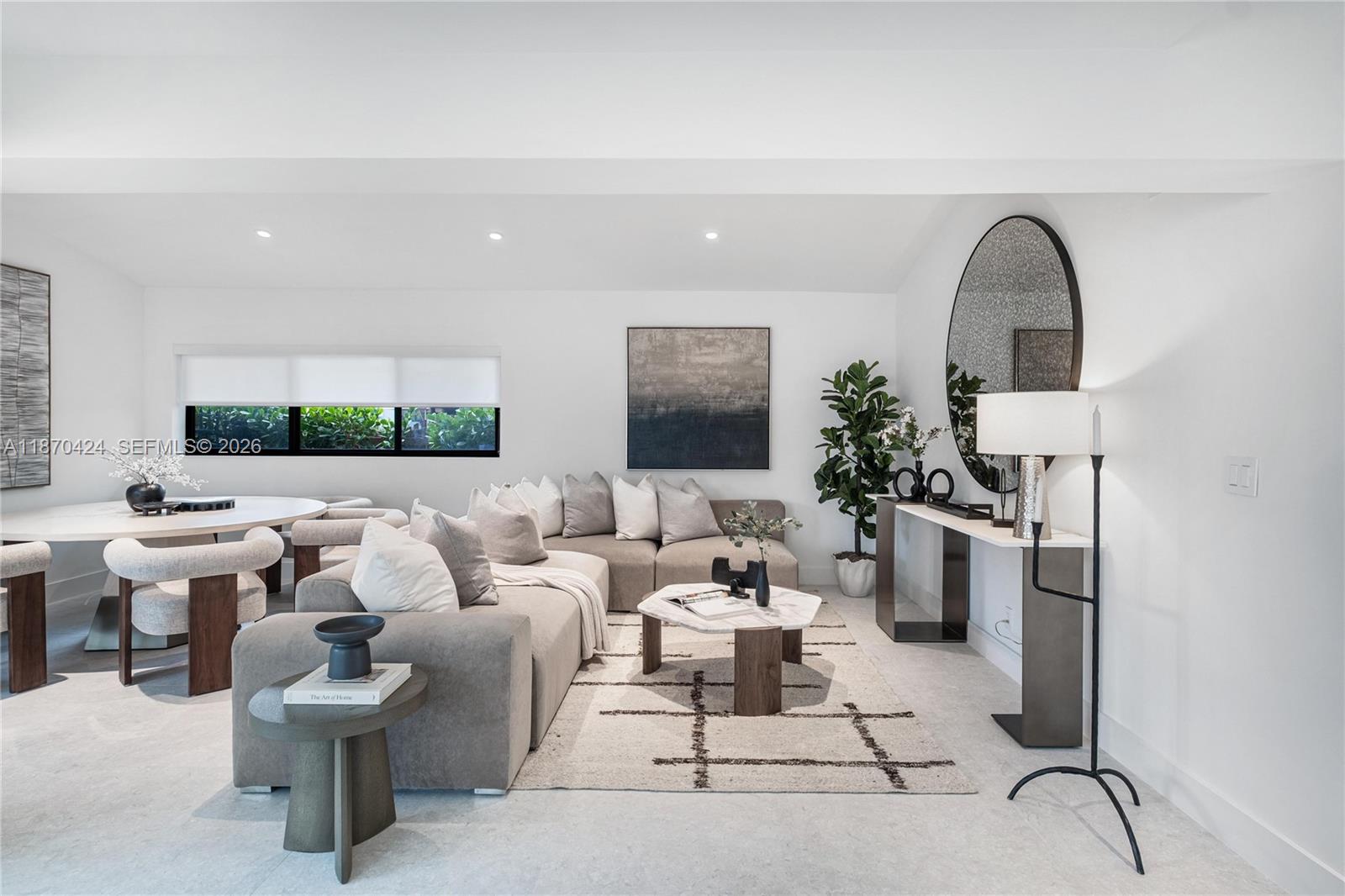 LAS OLAS BY THE SEA EXT - Residential