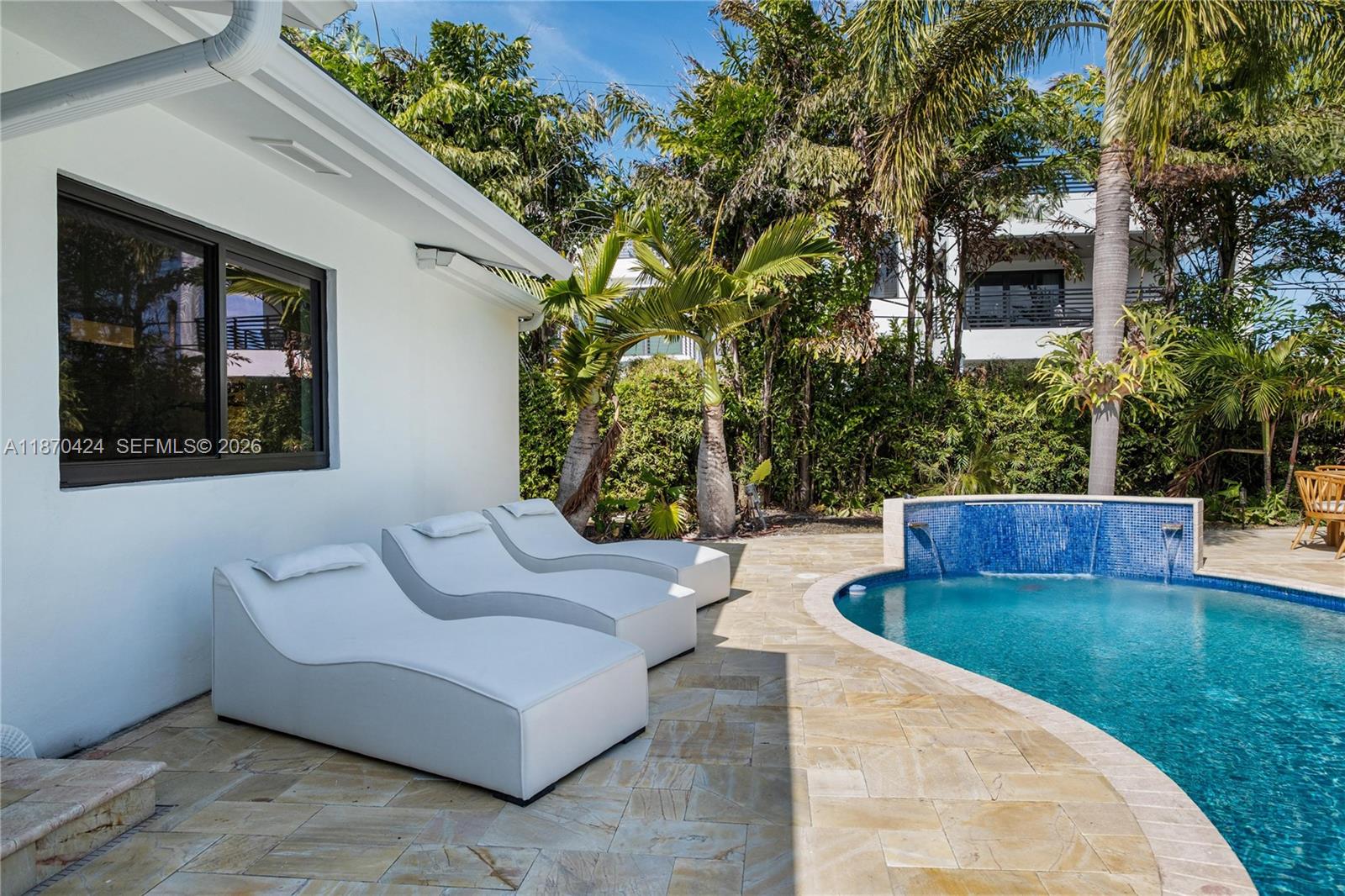 LAS OLAS BY THE SEA EXT - Residential