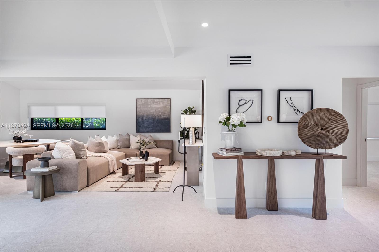 LAS OLAS BY THE SEA EXT - Residential