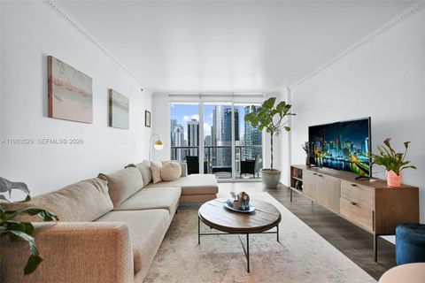 55 SE 6th St 3404 Miami FL 33131