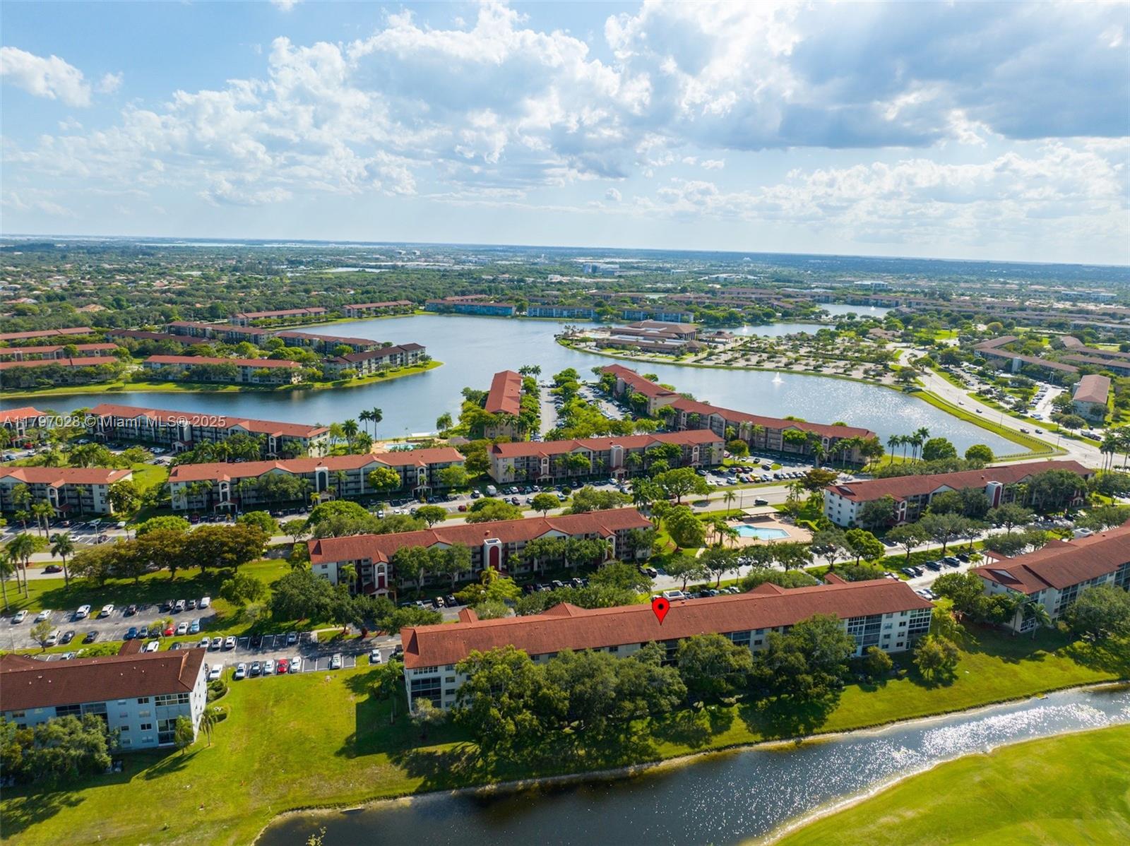 CAMBRIDGE AT CENTURY - Residential