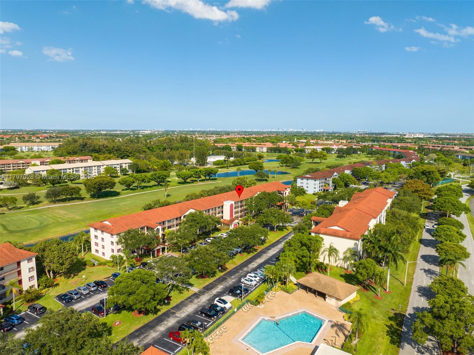 CAMBRIDGE AT CENTURY - Residential