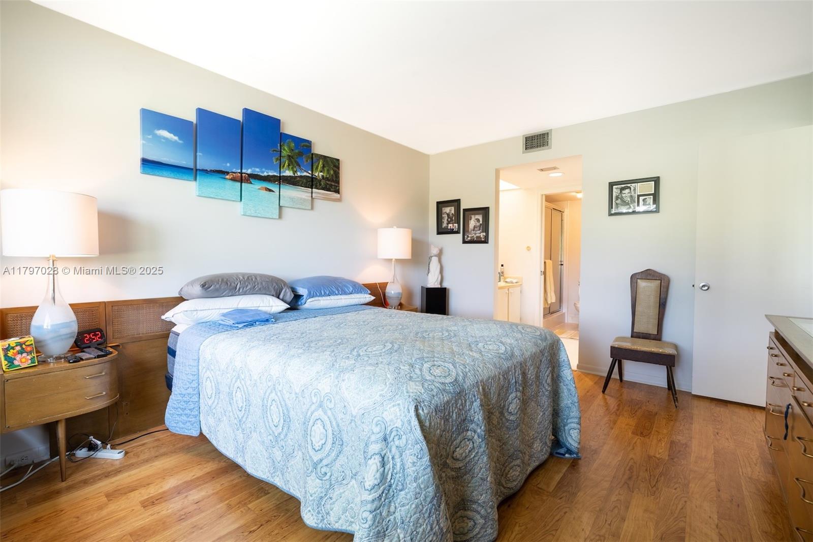 CAMBRIDGE AT CENTURY - Residential