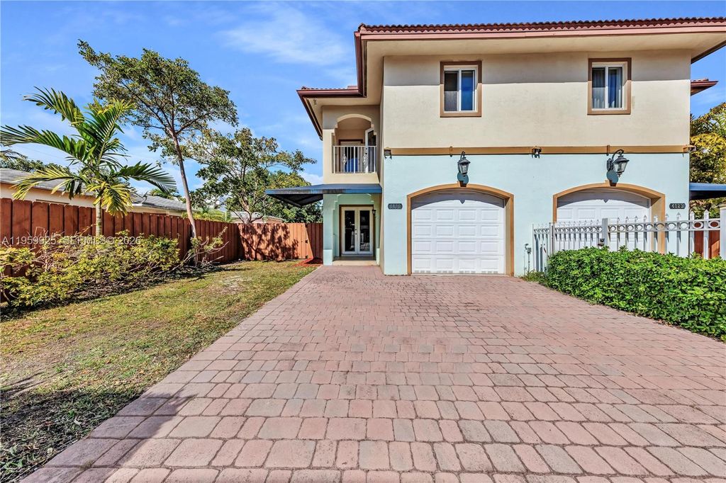 Photo of 4025 SW 10th St, Miami, FL 33134 (MLS # A11959925)