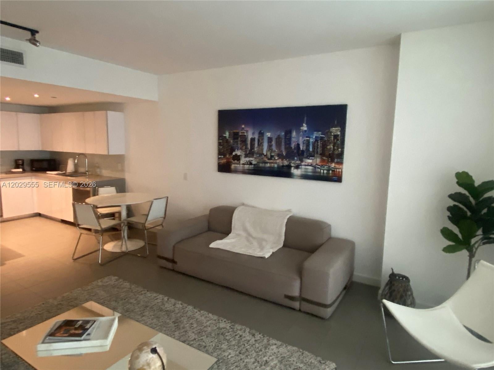 1600 NE 1st Ave 1117