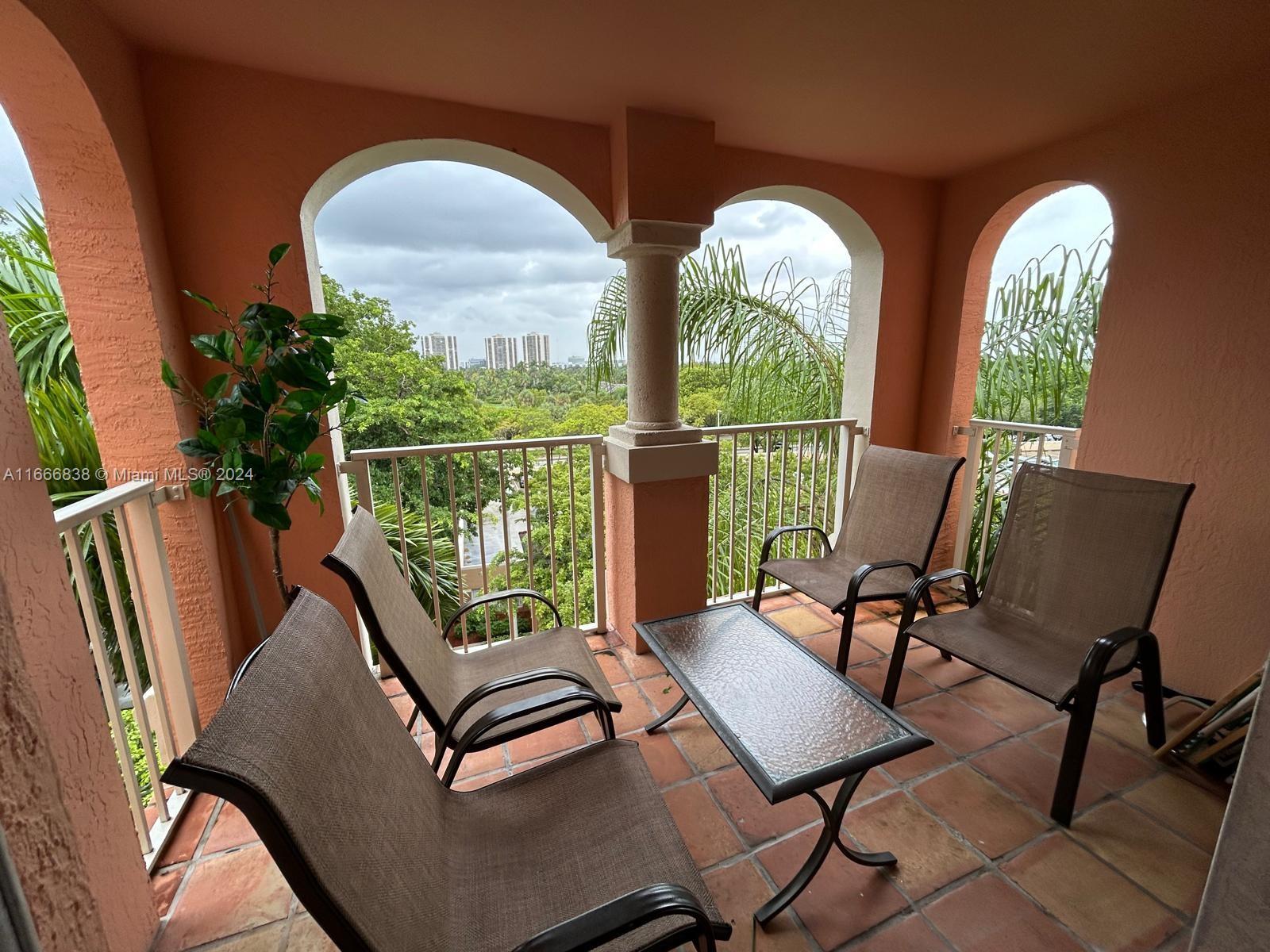 THE YACHT CLUB AT AVENTUR - Residential
