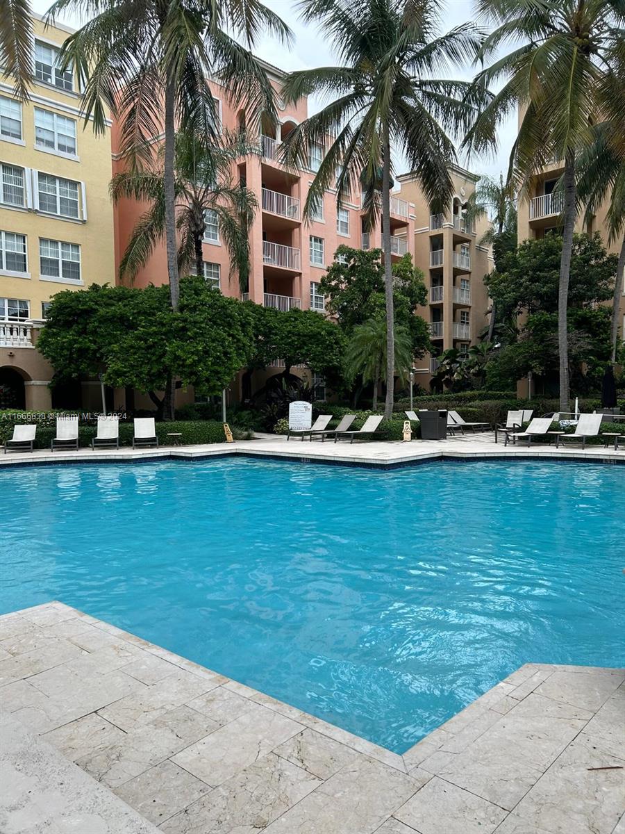 THE YACHT CLUB AT AVENTUR - Residential