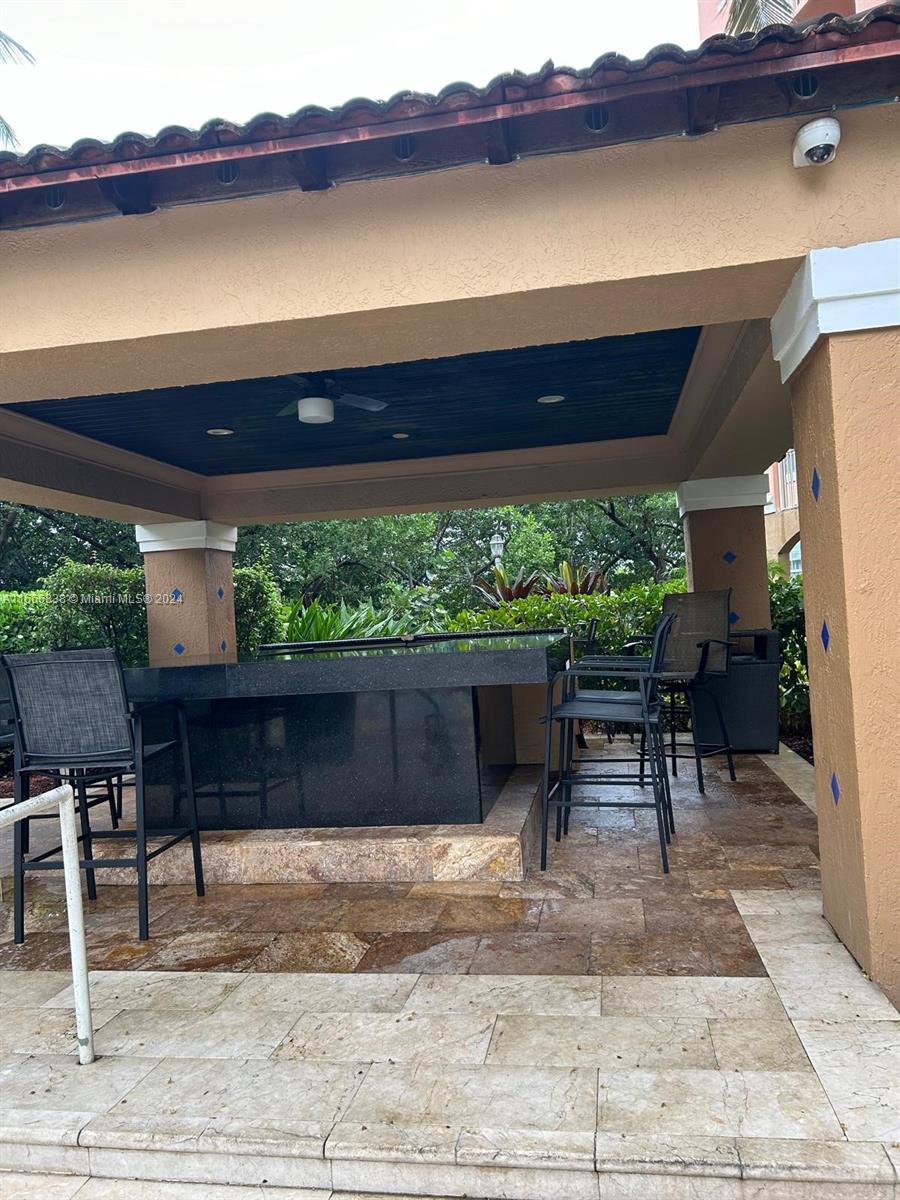 THE YACHT CLUB AT AVENTUR - Residential