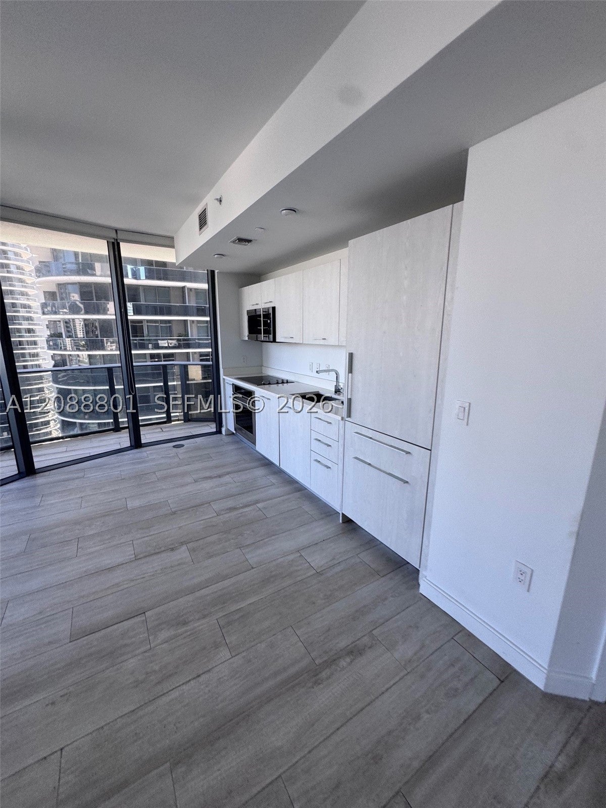 55 SW 9th St 2401