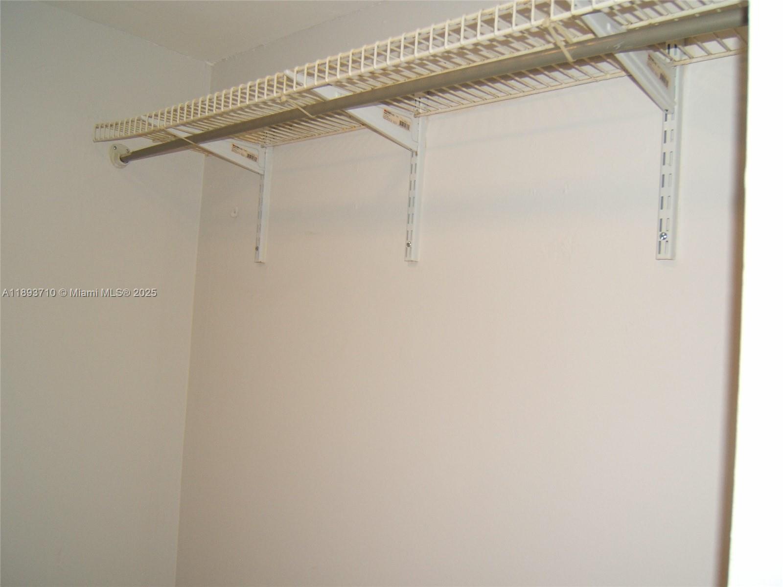 KENLAND POINTE CONDO #1 - Residential Lease