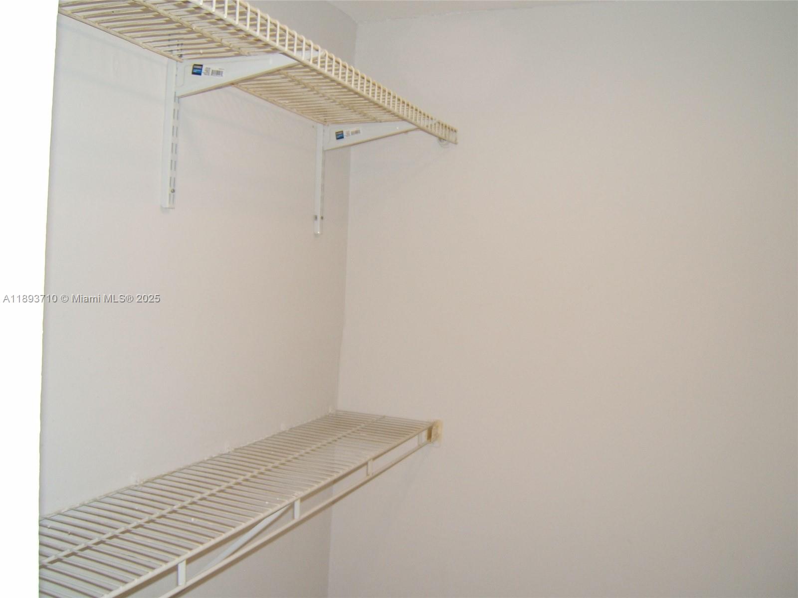 KENLAND POINTE CONDO #1 - Residential Lease