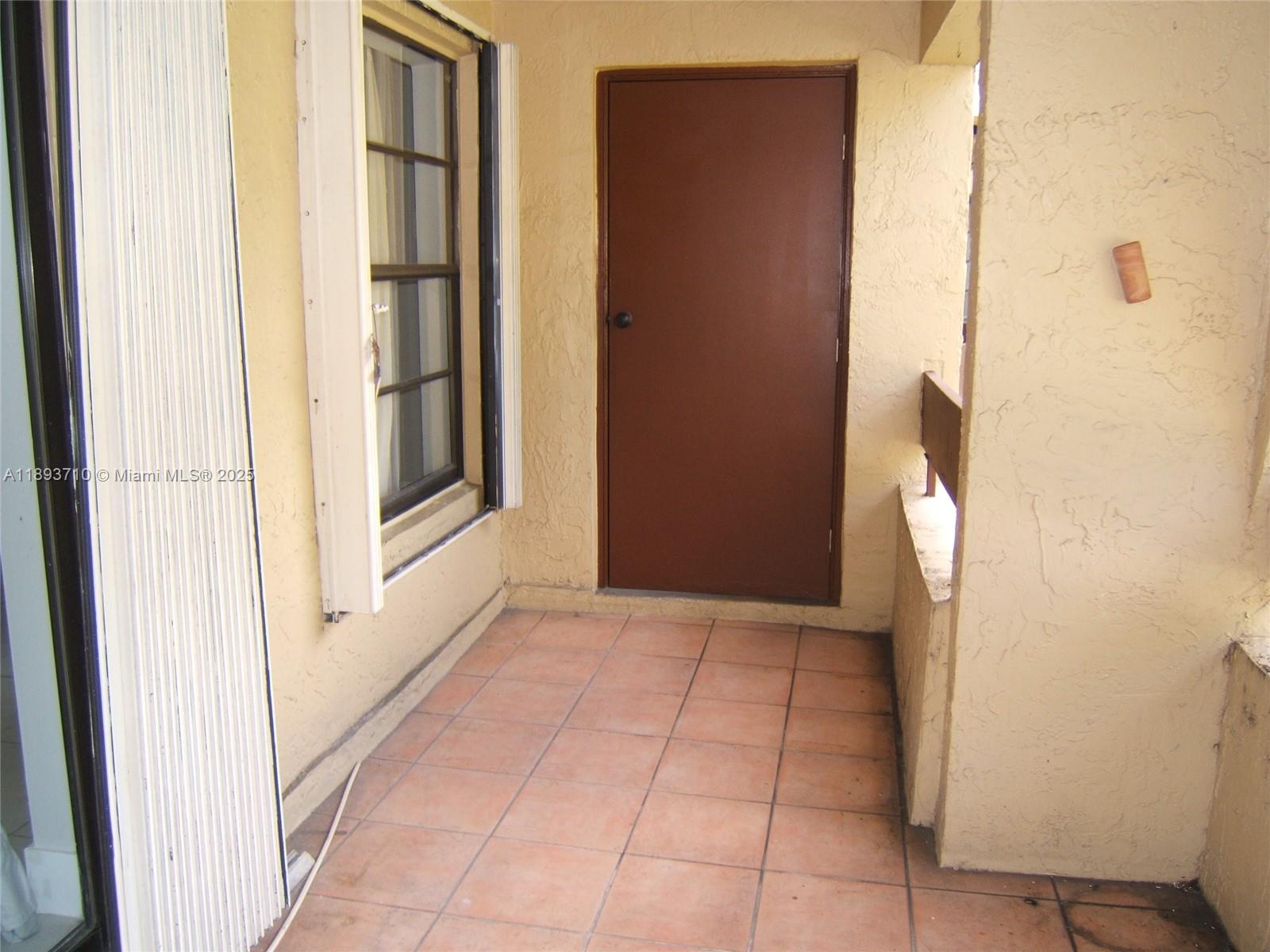 KENLAND POINTE CONDO #1 - Residential Lease