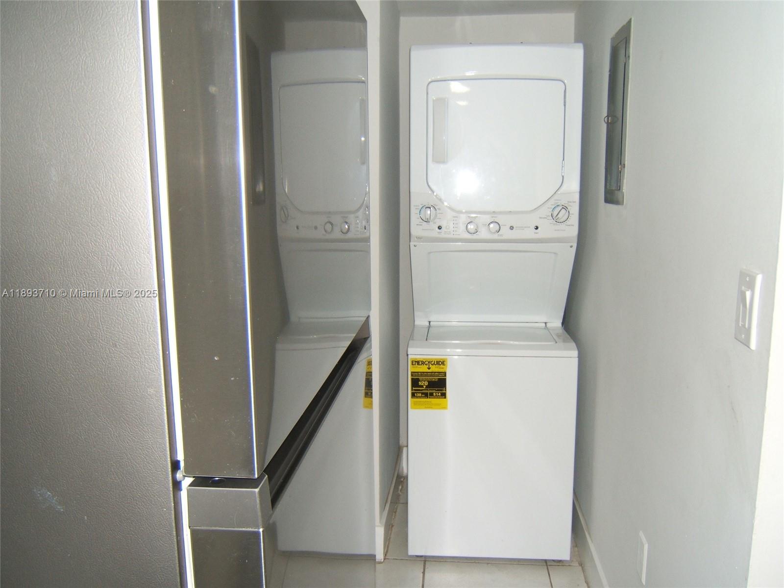 KENLAND POINTE CONDO #1 - Residential Lease