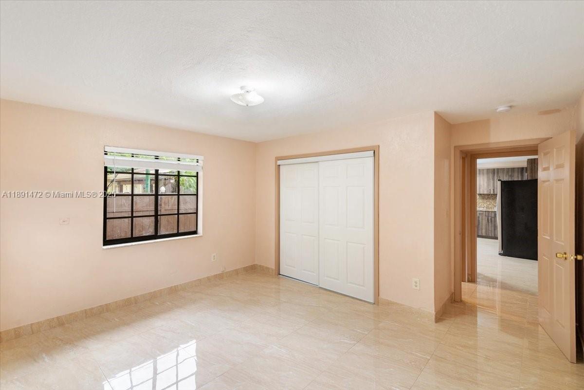 GOLDEN GLADES PARK 2ND AD - Residential