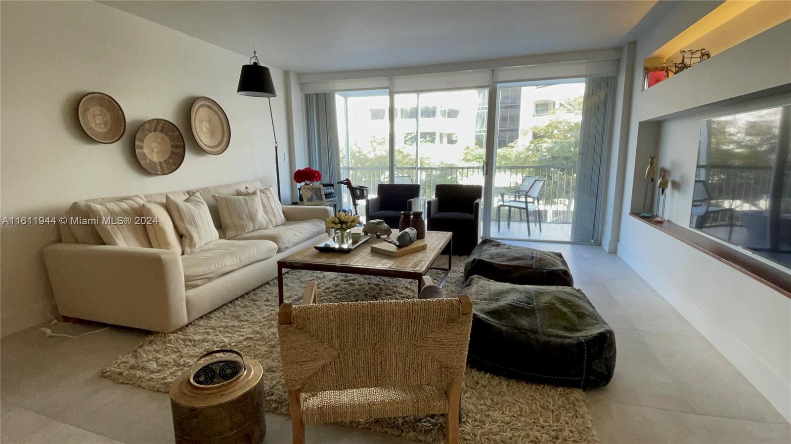 ISLAND BREAKERS CONDO - Residential Lease