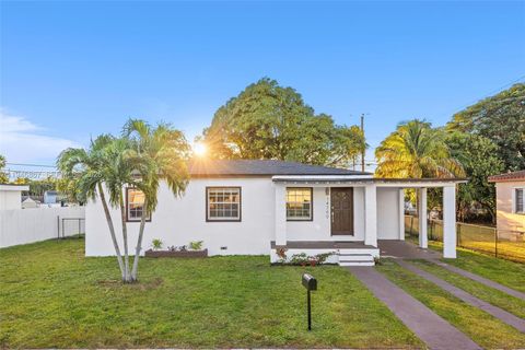 14760 Fillmore St Miami FL 33176