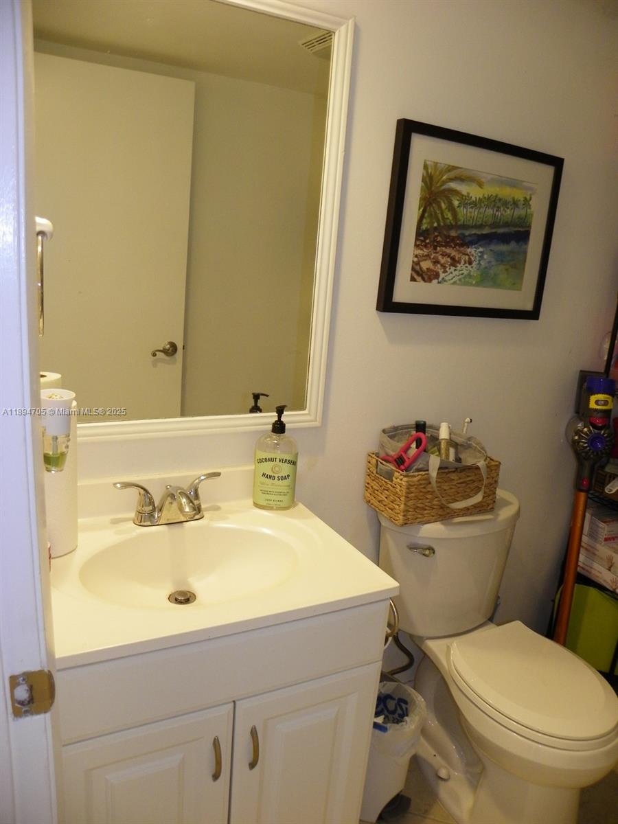 Camelot Lakes - Residential Lease