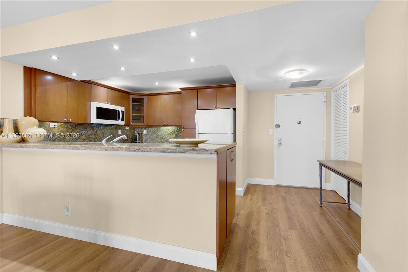 500 Three Islands Blvd 221