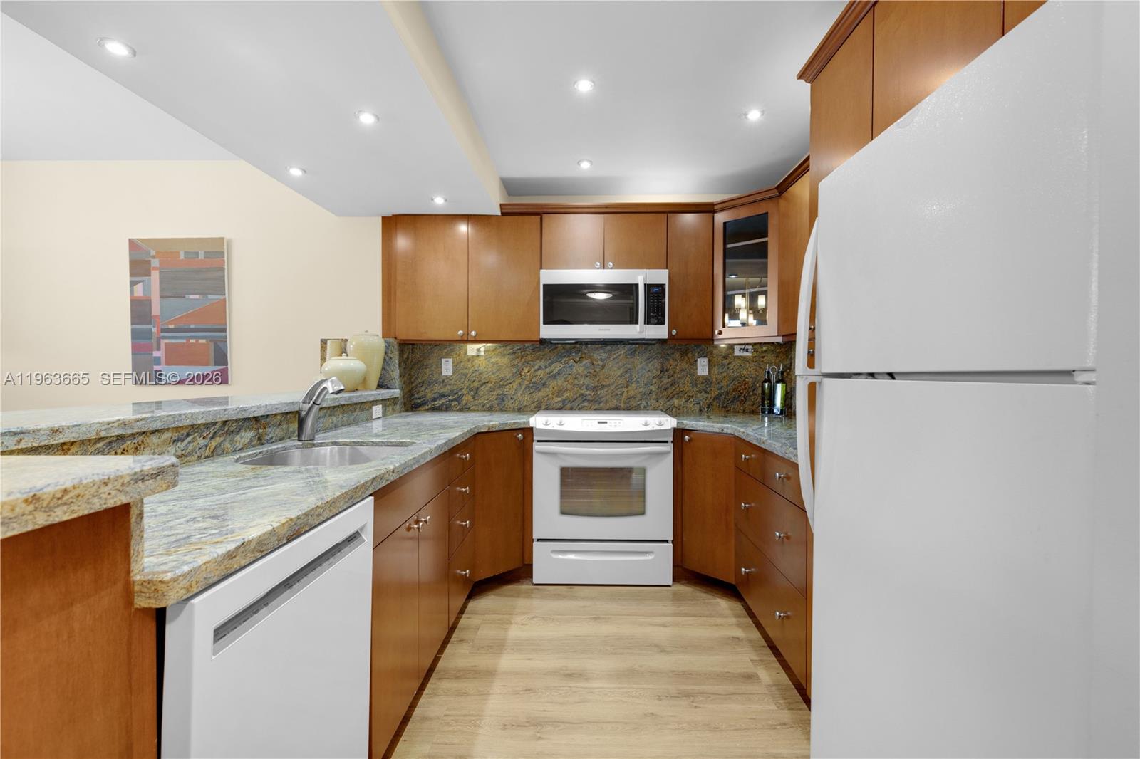 OLYMPUS CONDO - Residential