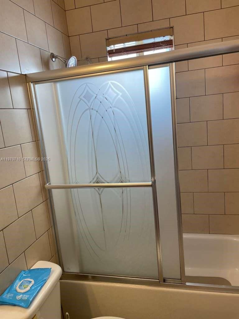 VENETIAN ACRES - Residential