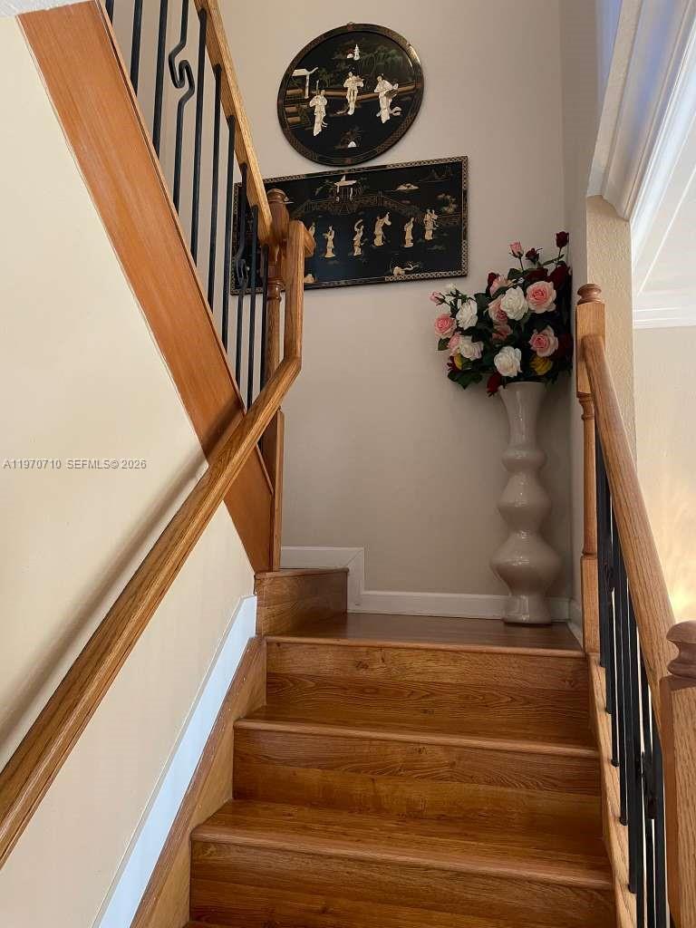 VENETIAN ACRES - Residential