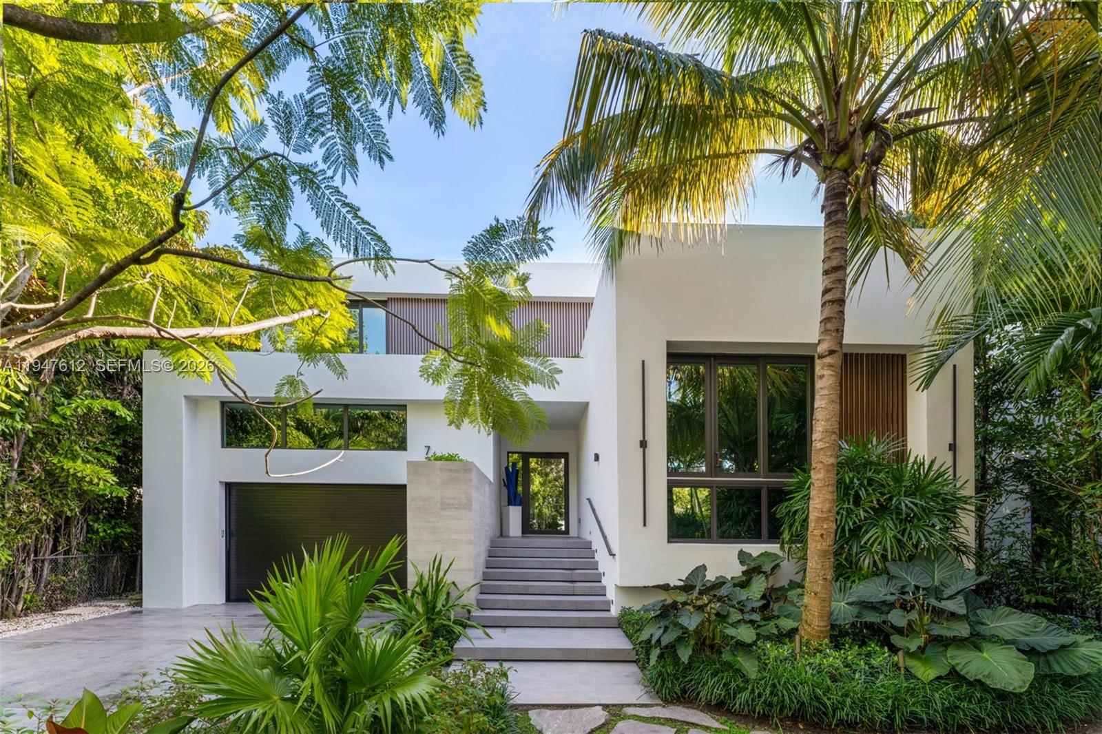 7333 Belle Meade Blvd