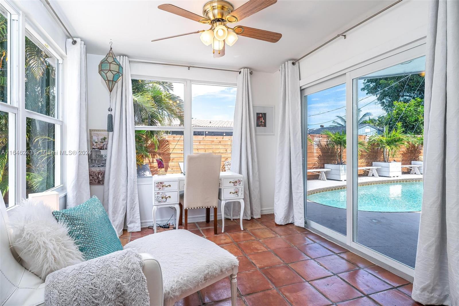 Property for Sale at 5464 Ne 3rd Ter, Oakland Park, Miami-Dade County, Florida - Bedrooms: 3 
Bathrooms: 2  - $549,000