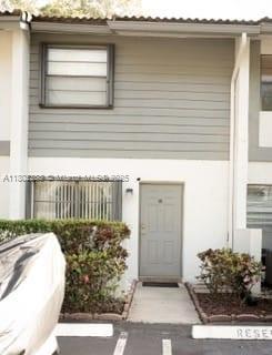 9712 Nw 14th St 49, Coral Springs, Broward County, Florida - 2 Bedrooms  
3 Bathrooms - 