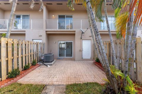 Tiny photo for 17040 SW 137th Pl, Miami, FL 33177 (MLS # A11977459)