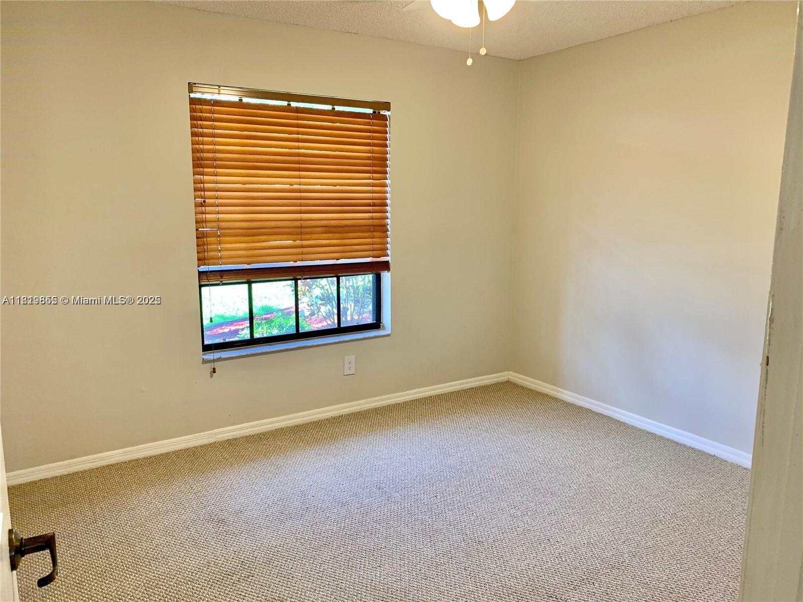 PASADENA AT CHAPEL TRAIL - Residential Lease