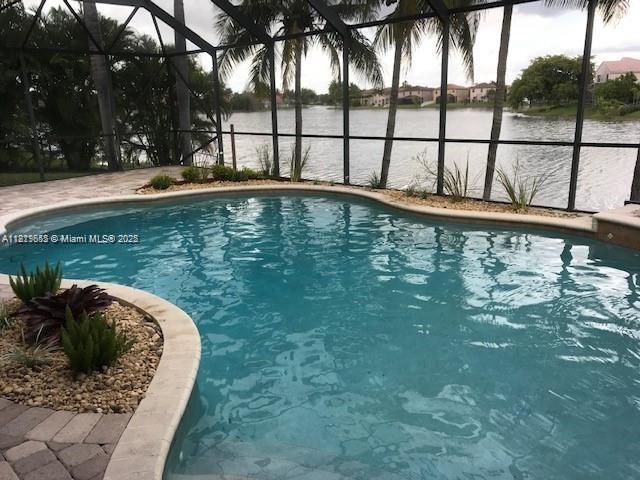 PASADENA AT CHAPEL TRAIL - Residential Lease