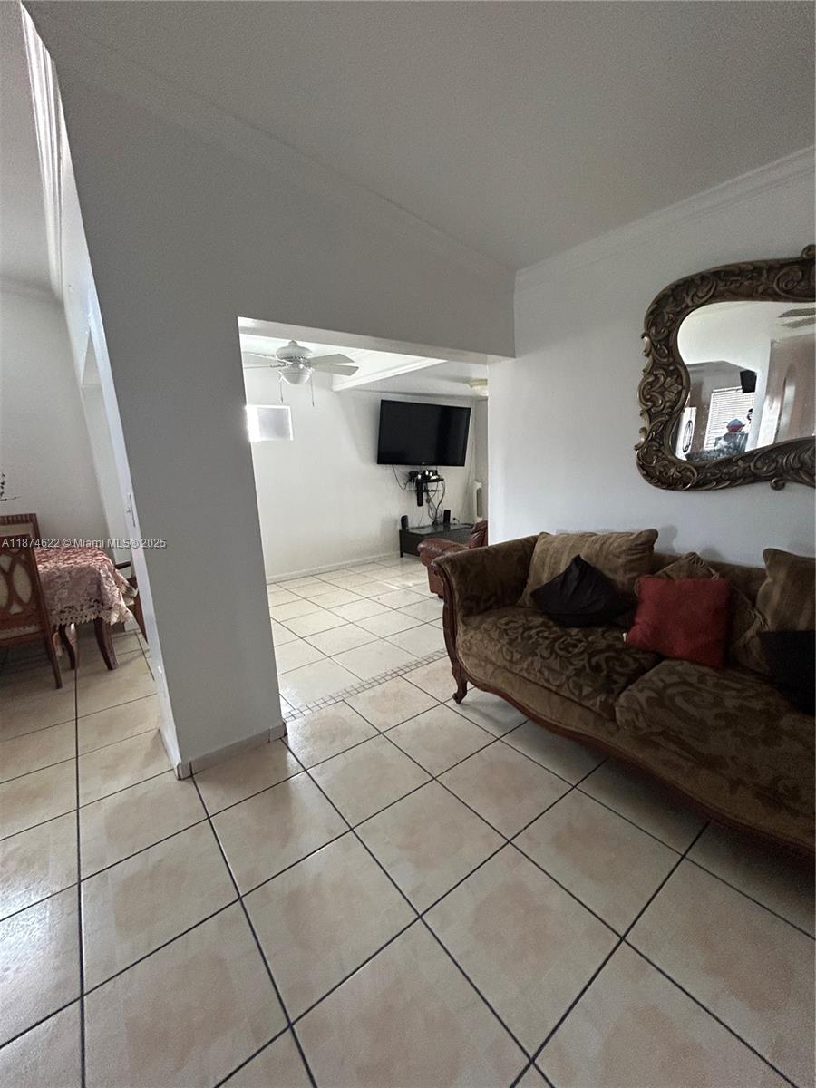 LAKES OF ACADIA UNIT 8 SE - Residential