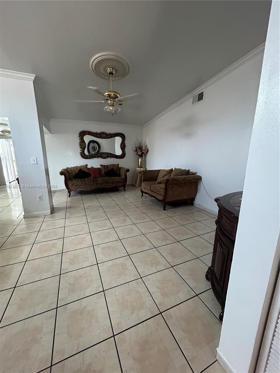 LAKES OF ACADIA UNIT 8 SE - Residential