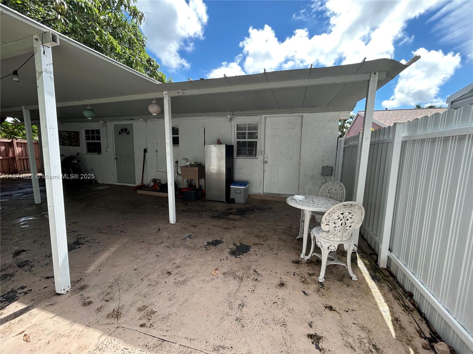 LAKES OF ACADIA UNIT 8 SE - Residential