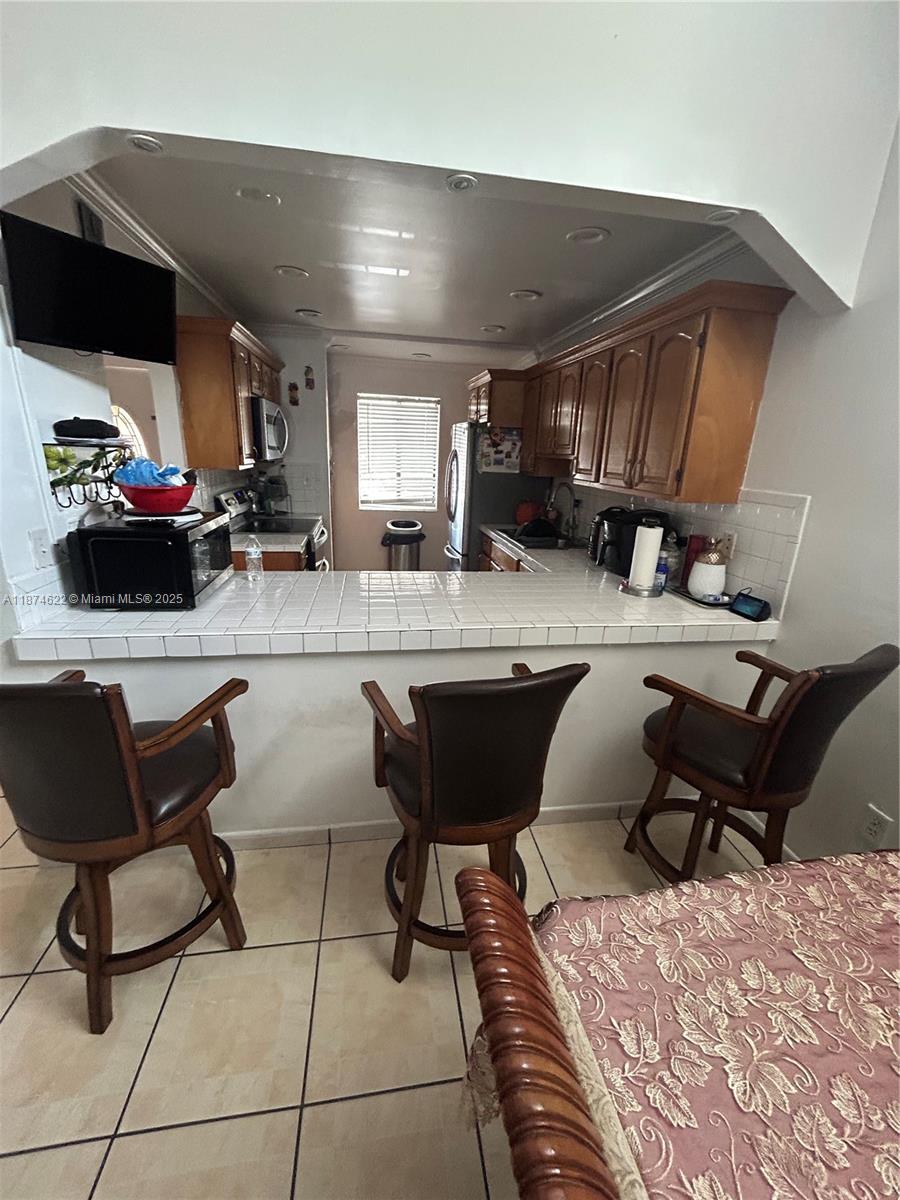 LAKES OF ACADIA UNIT 8 SE - Residential