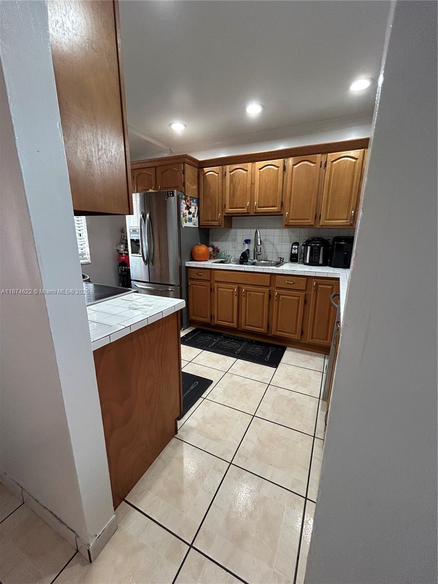 LAKES OF ACADIA UNIT 8 SE - Residential