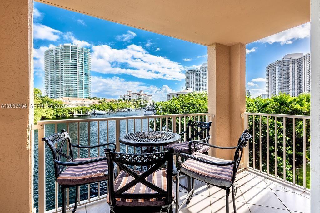 THE YACHT CLUB AT AVENTUR - Residential Lease