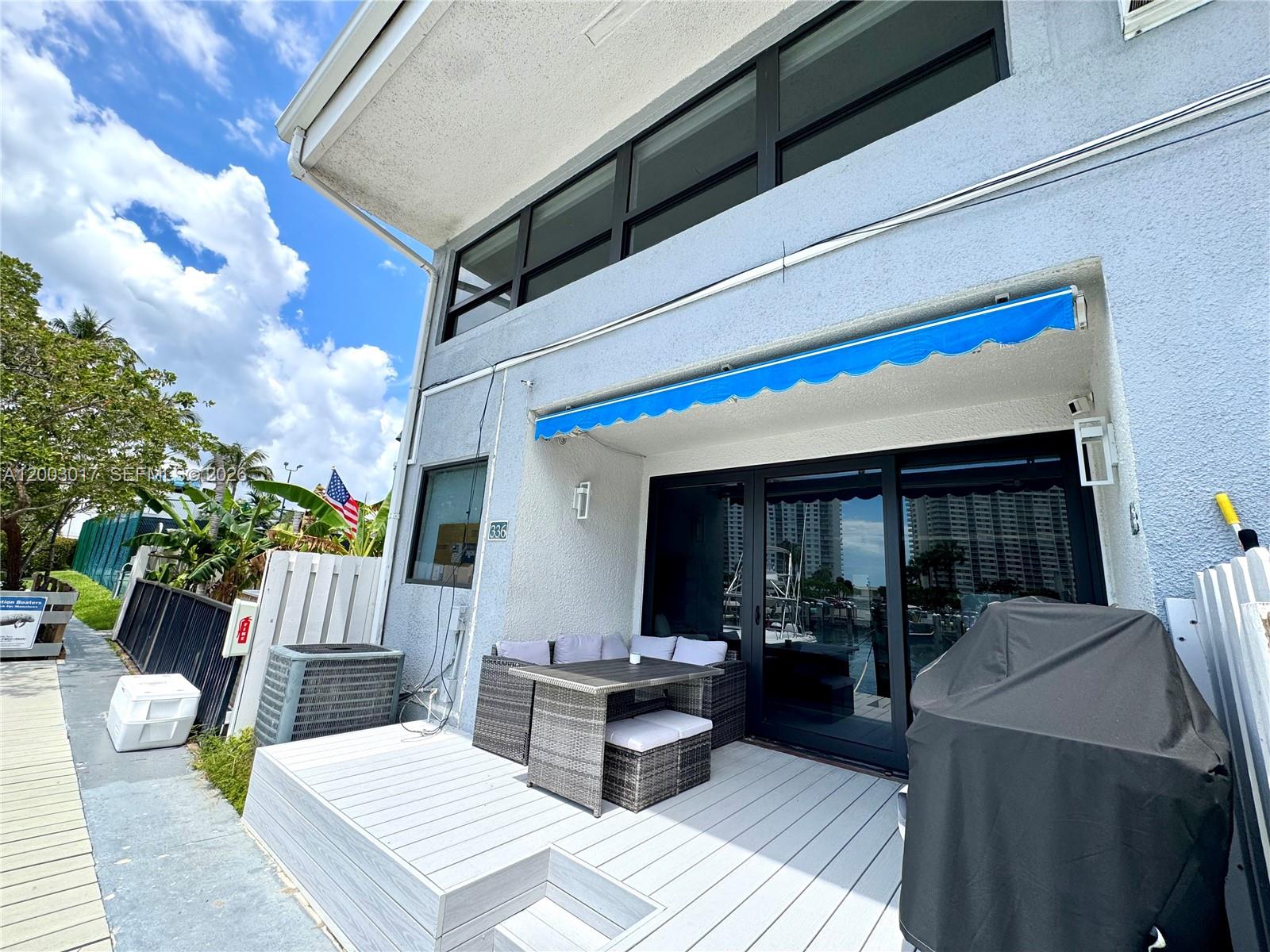 336 Poinciana Dr 1008