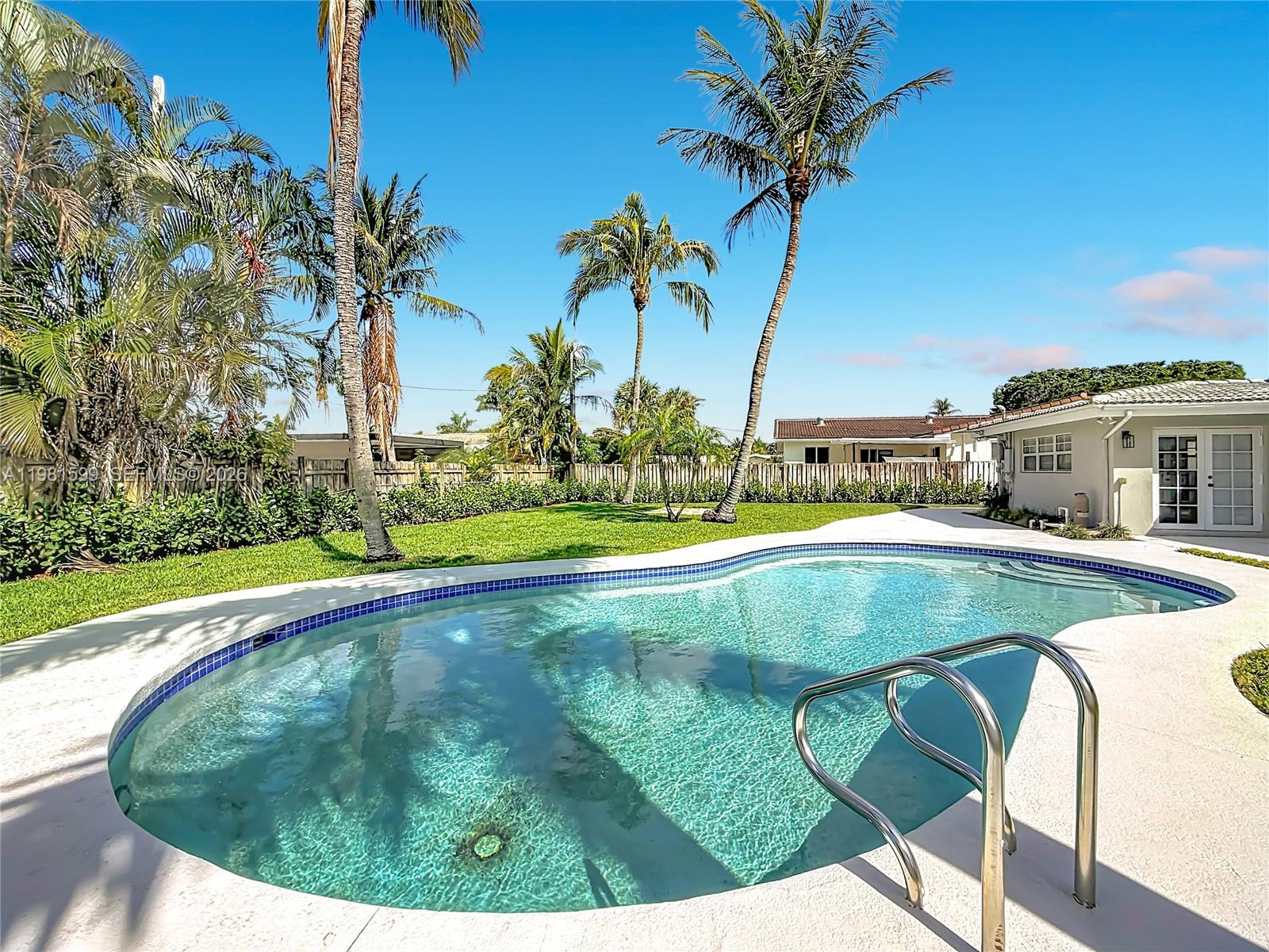 HILLSBORO ISLES - Residential Lease