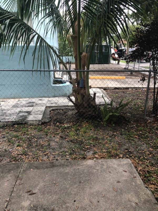 RIVER BREEZE II CONDO - Residential Lease