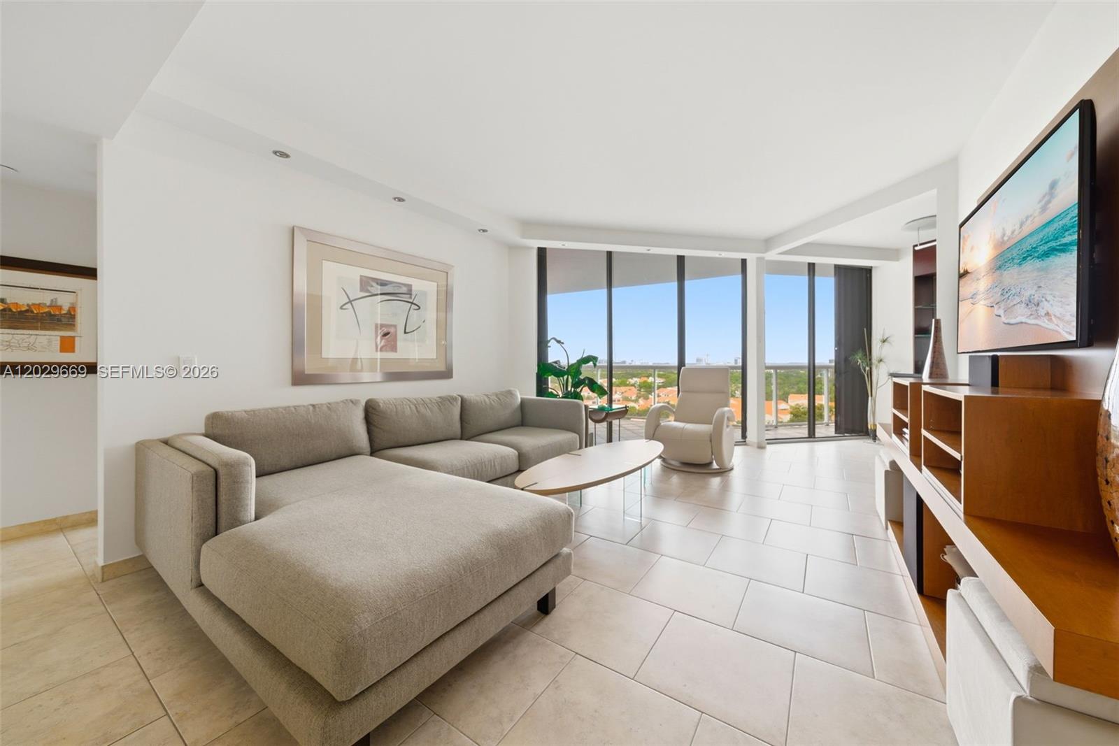 3610 Yacht Club Dr 1115 - Image 1