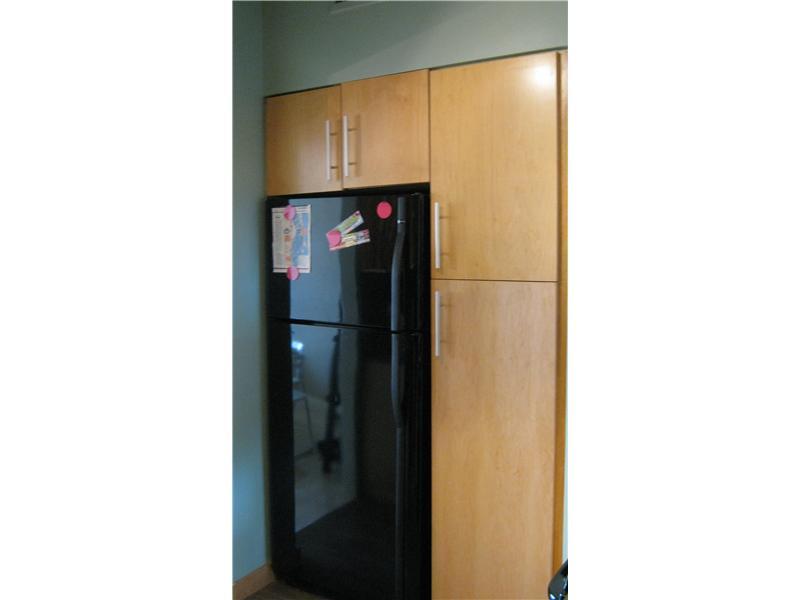 BISCAYNE 21 CONDO - Residential Lease