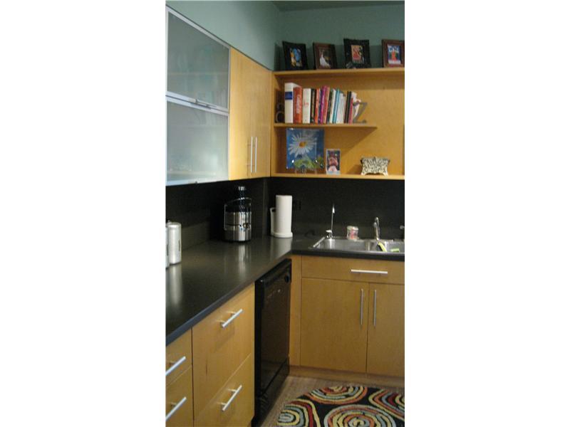 BISCAYNE 21 CONDO - Residential Lease