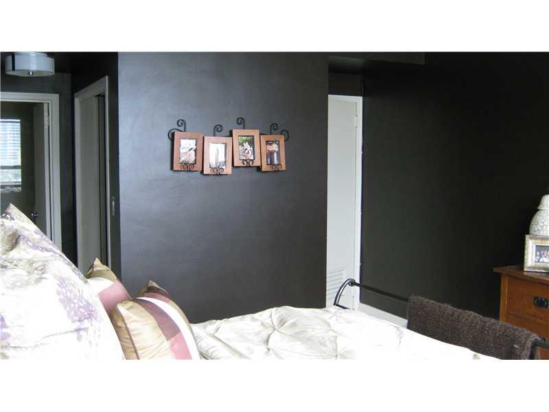 BISCAYNE 21 CONDO - Residential Lease