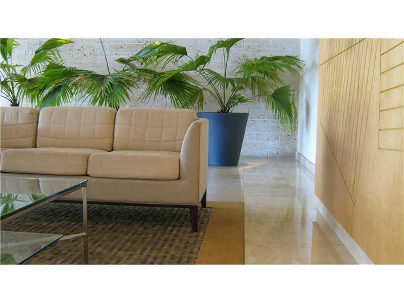 BISCAYNE 21 CONDO - Residential Lease