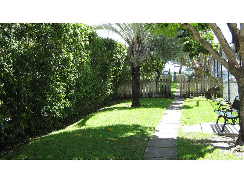 BISCAYNE 21 CONDO - Residential Lease