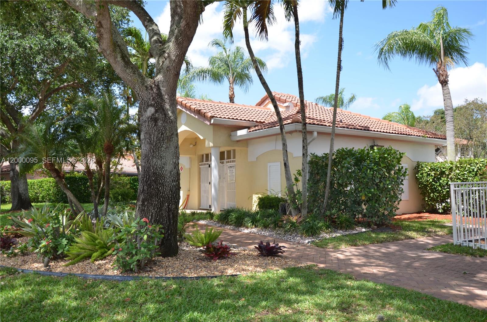 TURTLE RUN - Residential