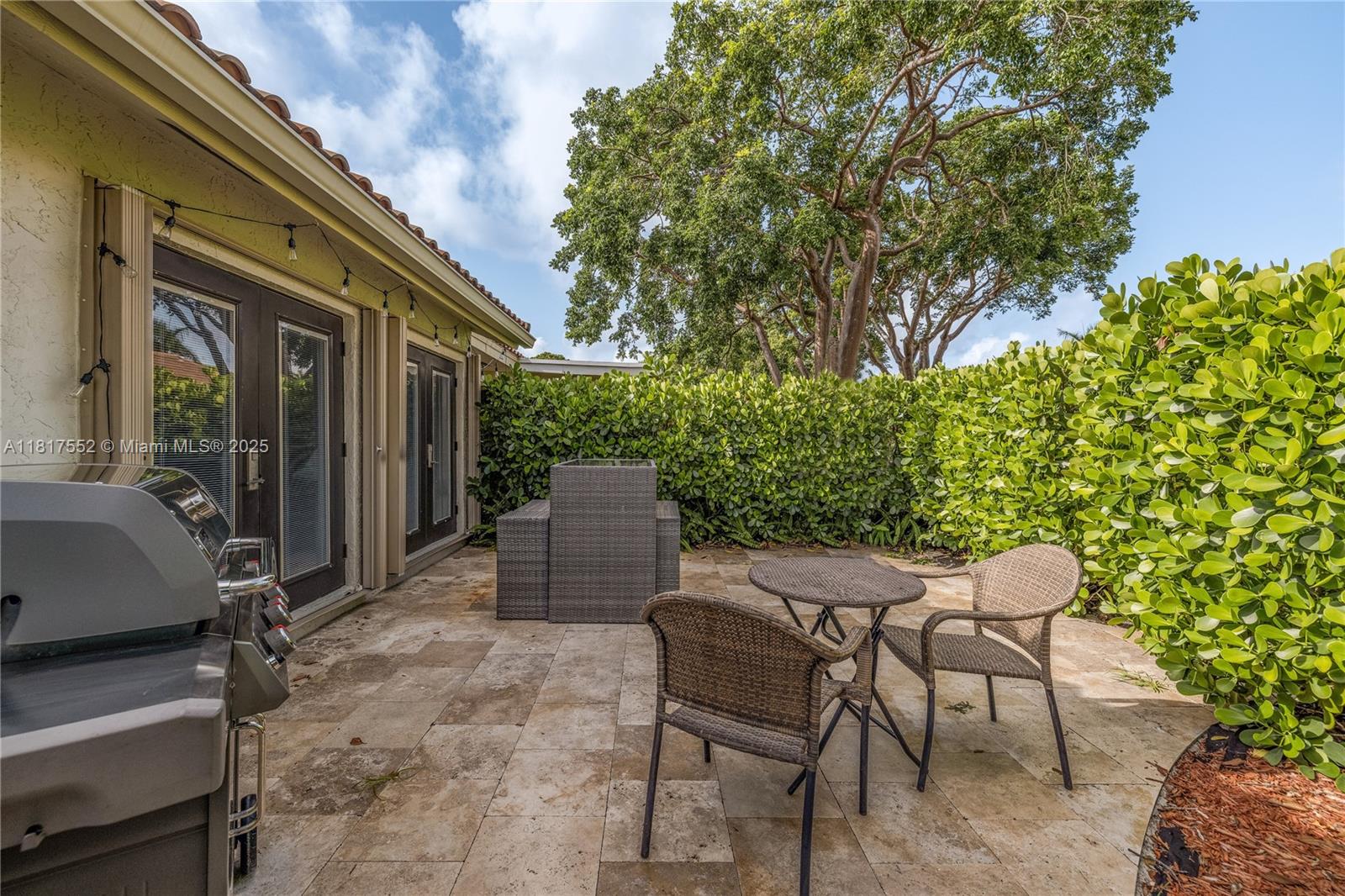 TIBURON II PH II - Residential