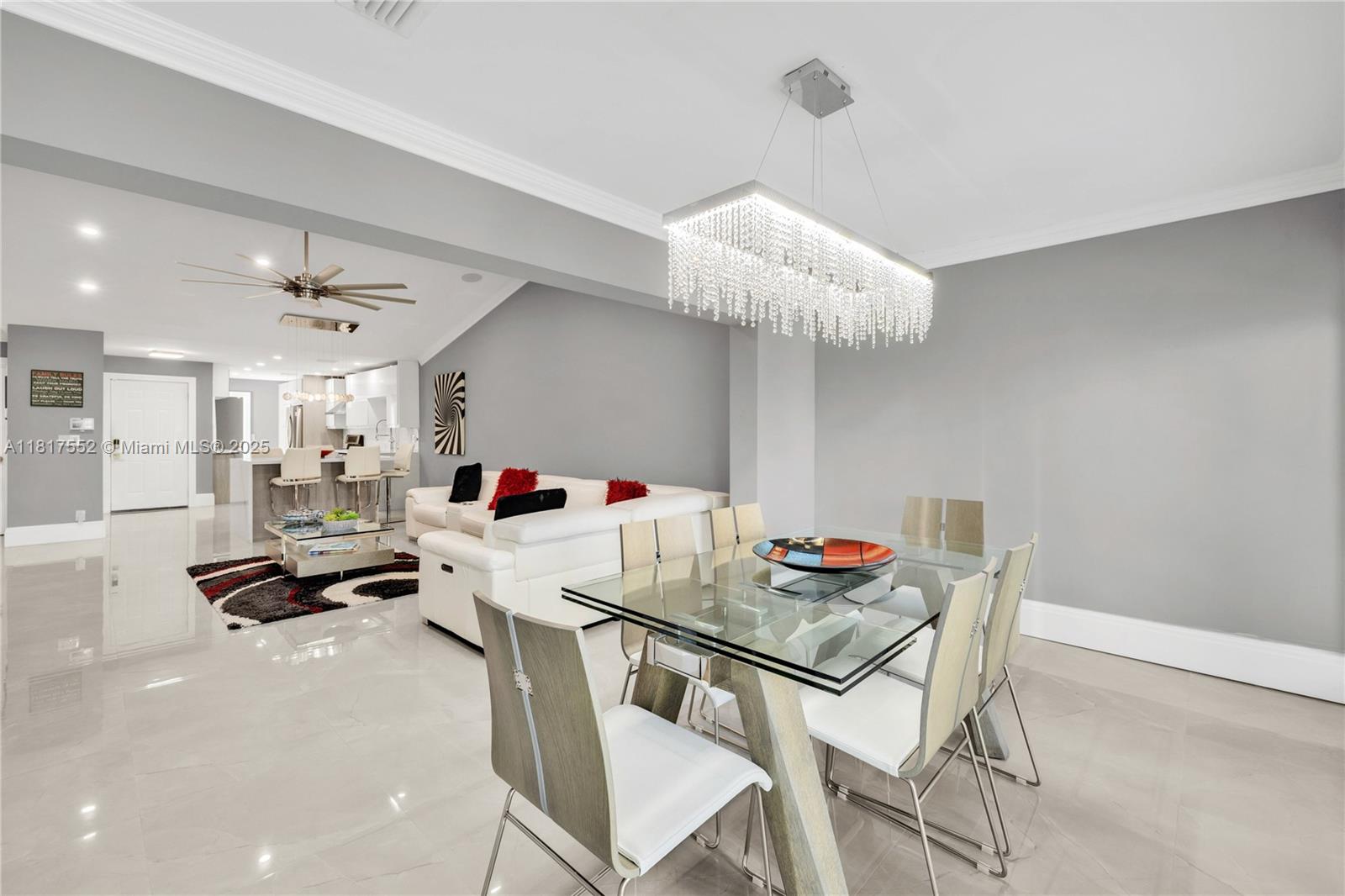 TIBURON II PH II - Residential