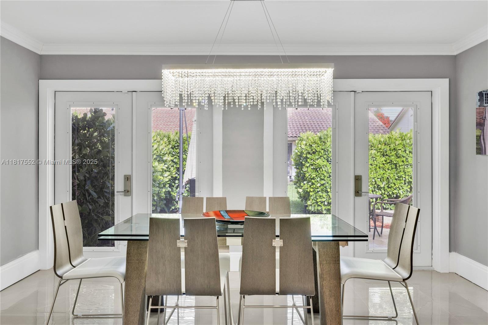 TIBURON II PH II - Residential